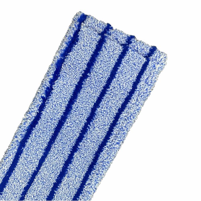 Die Nahaufnahme des Arcora RUNNER BLUE DB - FC MIT DECKBLATT Mopps der Arcora International GmbH zeigt sein rechteckiges blaues Mikrofaserdesign mit drei dunkleren blauen Streifen - weich, saugfähig und ideal für den Innenbereich.