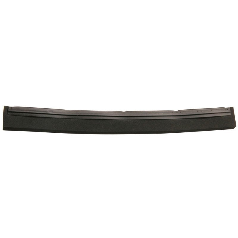The REPLACEMENT RUBBER LIP, 1-lipped, food-safe (625x20x22) from Haug Bürsten KG is a straight black rubber or plastic seal typically used for sealing the lower edge of windshields or doors on vehicles.