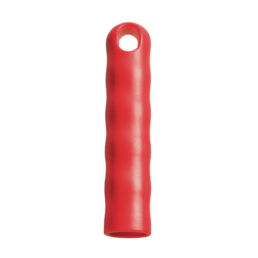 Die rote, zylindrische AUFHÄNGEKAPPE FÜR ALLE STIELE M.AUßEN-ø 22MM, 125Xø24MM der Haug Bürsten KG hat einen strukturierten Griff und eine Aufhängekappe mit einem Loch an einem Ende; sie ist vertikal vor einem weißen Hintergrund abgebildet.