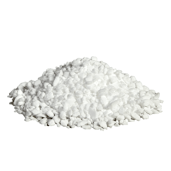 Kiehl ARCANDIS-Salt Granulate dishwasher salt, coarse-grained (2 kg) by Johannes Kiehl KG is presented as white, coarse crystals on a white background and reliably protects your dishwasher from limescale deposits.