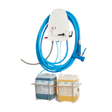 Die Kiehl ARCANTEC 25 Reinigungs- und Desinfektionseinheit von Johannes Kiehl KG ist eine wandmontierte Einheit mit 25 m blauem Schlauch, Sprühpistole und zwei Chemikalienhaltern. Ideal für hygienische Reinigung, Lieferung: 1 Stück.