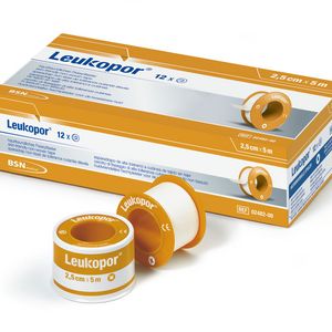 Leukopor, roll bandages