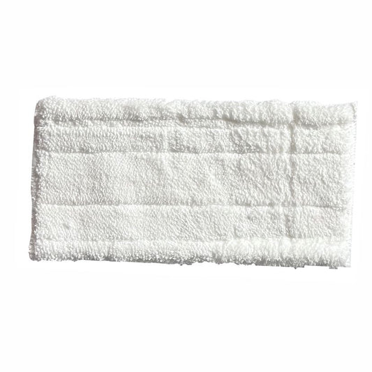 Das Arcora Handpad Original | Karton (200 Stück) von Arcora International GmbH ist ein rechteckiges, weißes Mikrofaserpad mit sichtbaren Nähten, das für die hygienische Reinigung entwickelt wurde und auf einem einfarbig weißen Hintergrund steht.