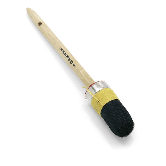 Der Nölle Profi Brush Handwerker-Ringpinsel von Nölle Profi Brush Bürsten- & Pinseltechnik e.K. Verfügt über einen Holzgriff mit schwarzer Borstenmischung für Malerqualität. Eine mit gelbem Faden umwickelte Metallhülse und ein praktisches Loch am Ende erleichtern die Aufbewahrung.