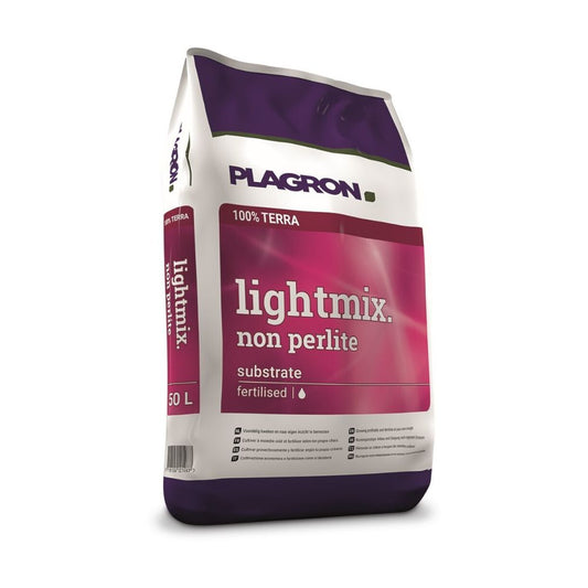 Der Plagron Lightmix 50L – Ohne Perlite für reine Erde von Bertels B.V. ist ein 50-Liter-Terrassensubstrat in einem lila-weißen Beutel mit rotem Bereich, der den Namen hervorhebt und individuelle Düngemöglichkeiten sowie optimale Luft- und Sauerstoffwerte bietet.