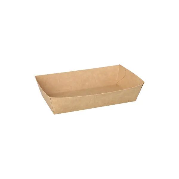 Ein schlichter, rechteckiger brauner "PAPSTAR 50 Snacktrays, Pappe 'pure' - braun" der PAPSTAR GmbH steht leer auf weißem Grund - eine umweltfreundliche Einweg-Servierlösung aus Karton.