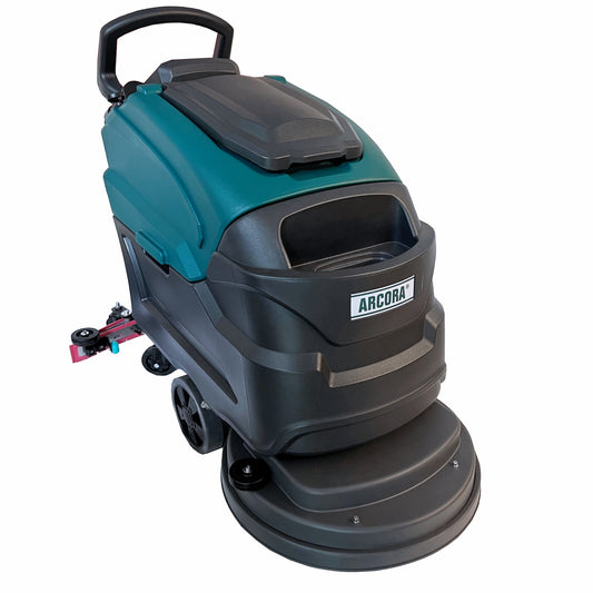 Die Arcora 510Bm Scheuersaugmaschine 47 L (Frisch)-50 L (Schmutzig) von Arcora International GmbH ist eine professionelle Reinigungsmaschine für große Flächen. Sie verfügt über ein teal-schwarzes Gehäuse, große Räder und einen oberen Griff mit dem "ARCORA"-Logo vorne.