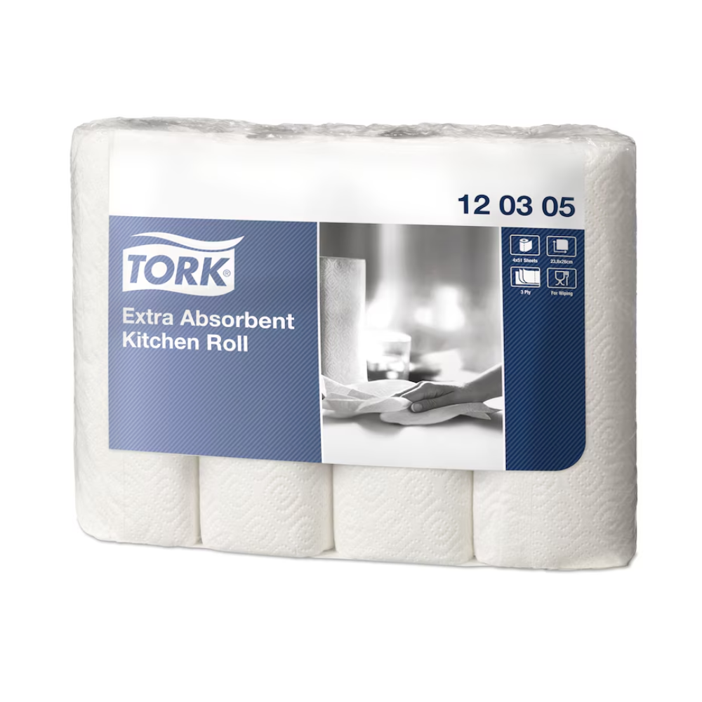 Durchsichtige Kunststoffverpackung mit vier Rollen Tork 120305 extra-saugfähige Küchenrolle Premium 3-lagig | Karton (48 Rollen). Das Etikett auf der Vorderseite zeigt den Produktnamen und Bilder des verwendeten Papiertuchs. Der Text in der oberen rechten Ecke lautet „12 03 05“.